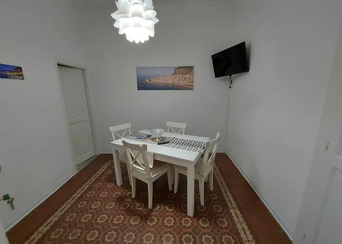 Casa Dei Normanni Ruggero *