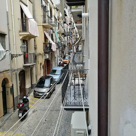 Apartment Casa Dei Normanni Ruggero *